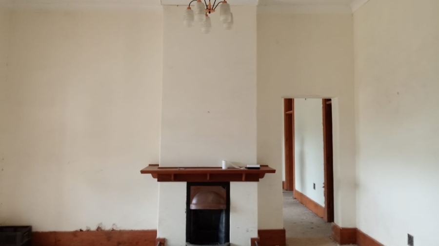 5 Bedroom Property for Sale in Waverley Free State